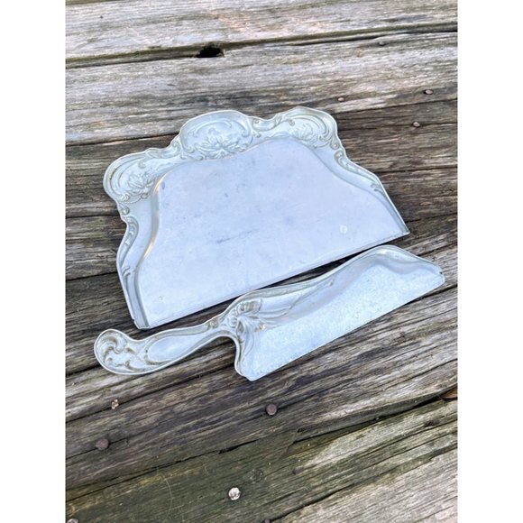 Vintage Aluminum Crumb Tray with Scraper Ornate Nouveau Floral - Picture 2 of 13